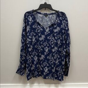 Chic Navy Paisley Blouse